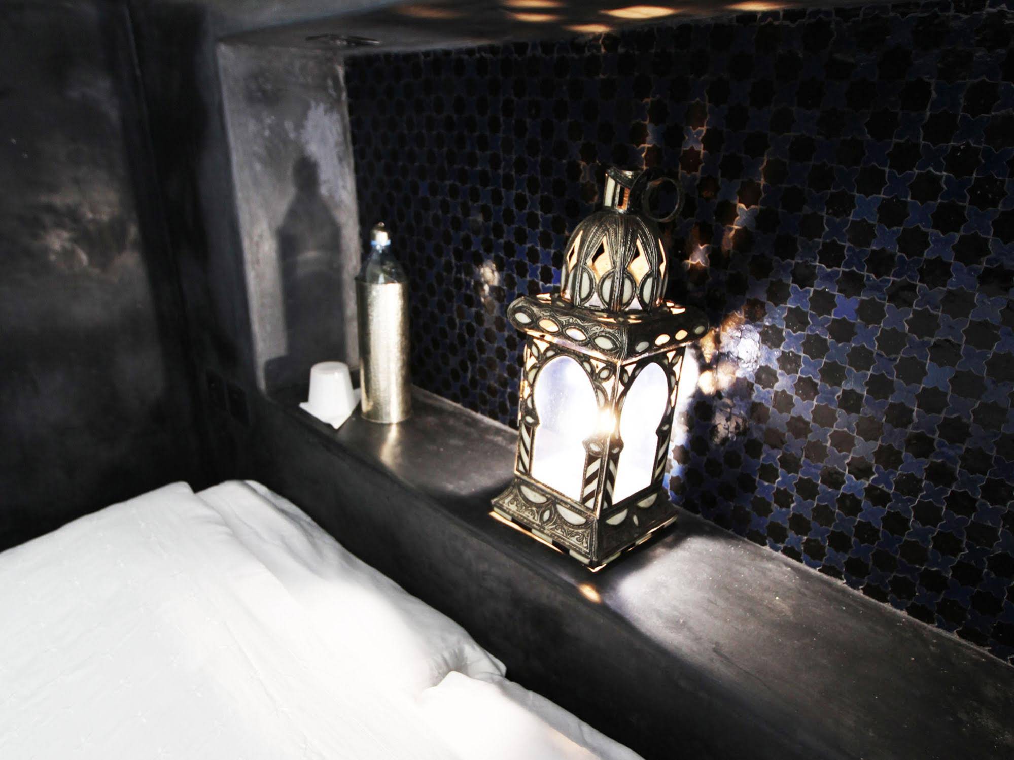 Riad 144