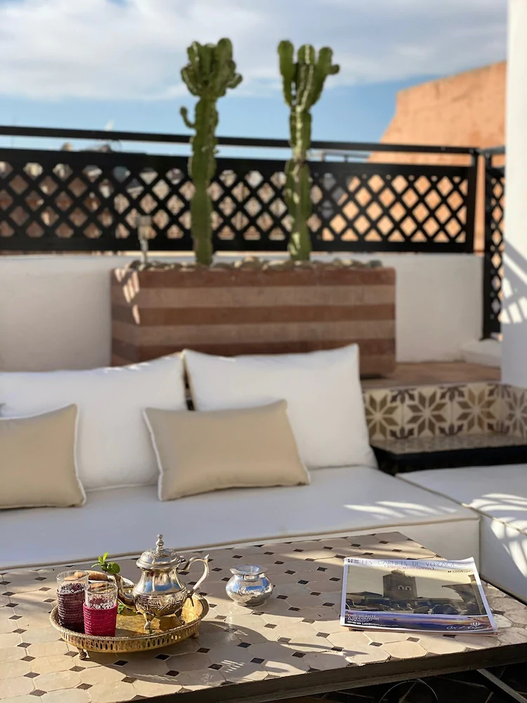 Riad Ajarif by Riad Tawargit Riad Ajarif by Riad Tawargit