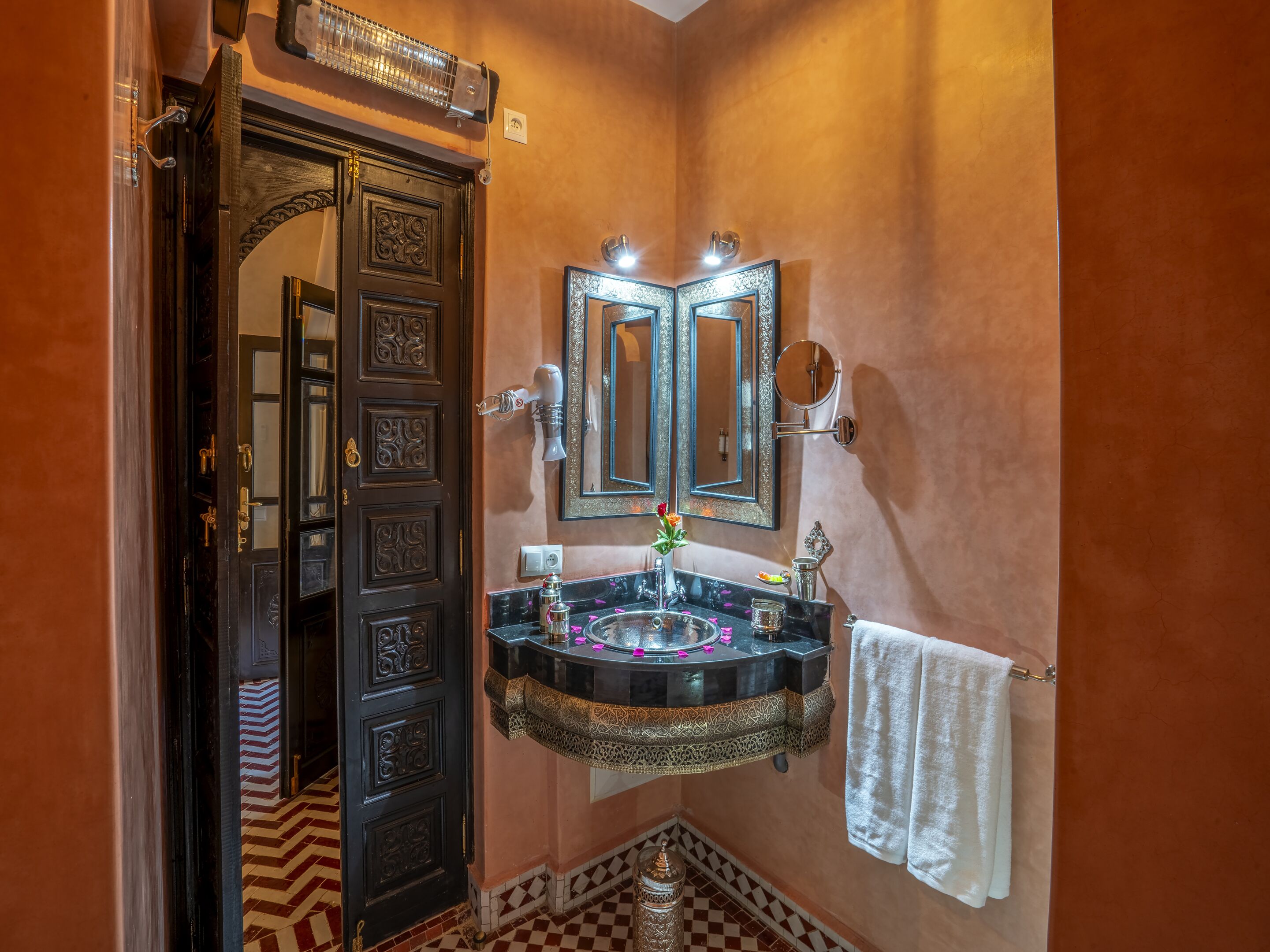 Riad Almisk