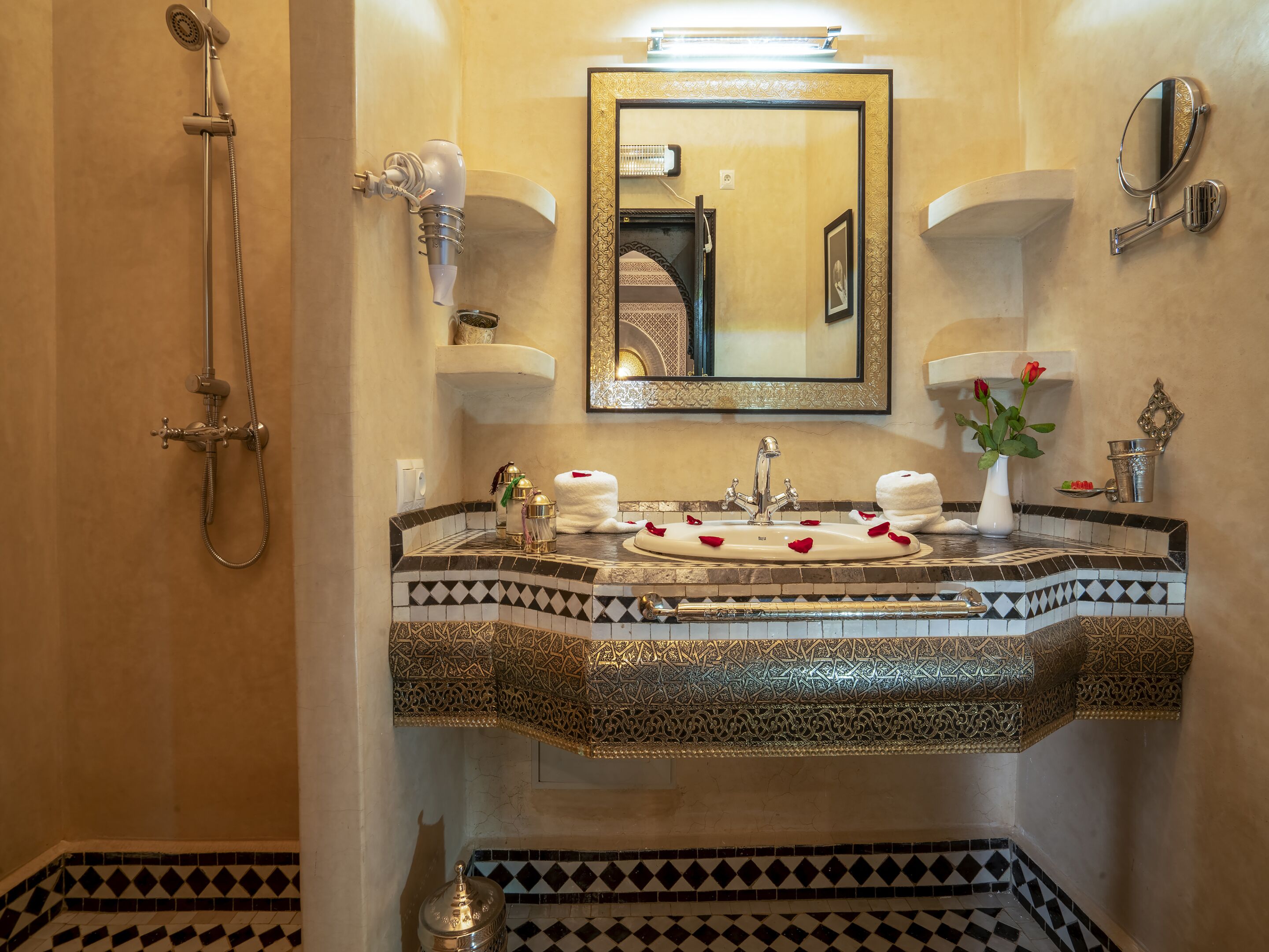 Riad Almisk