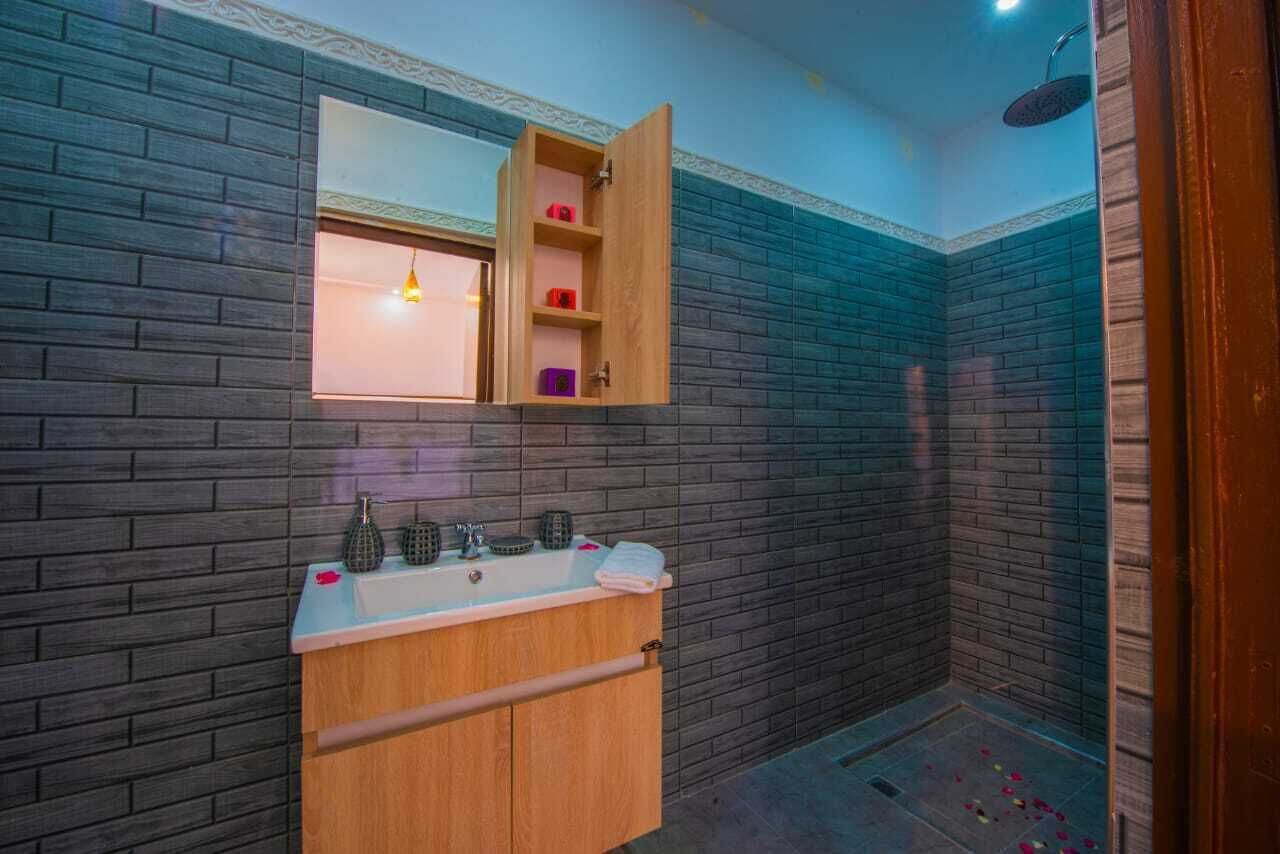 Riad Amely
