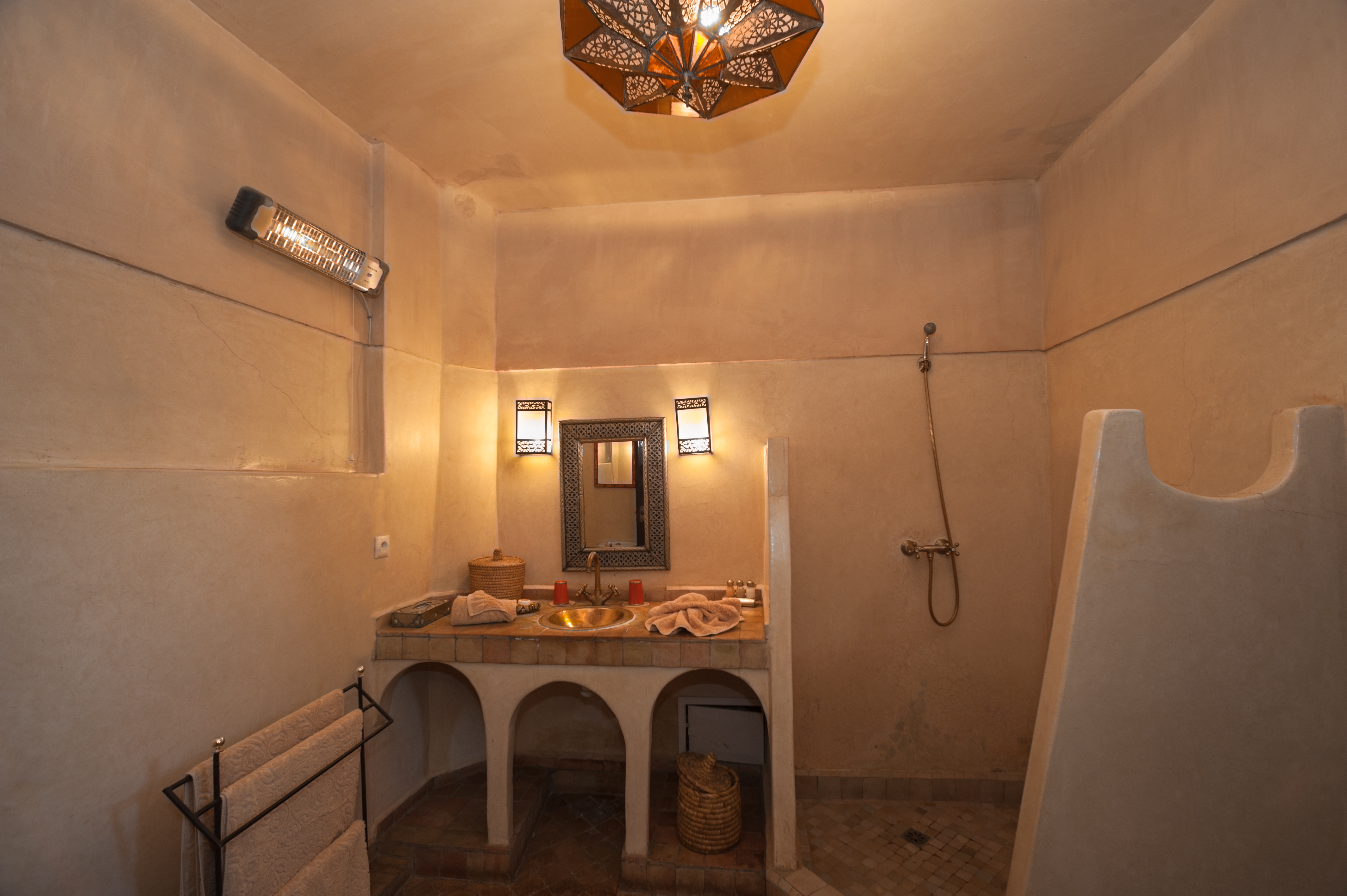 Riad Anya