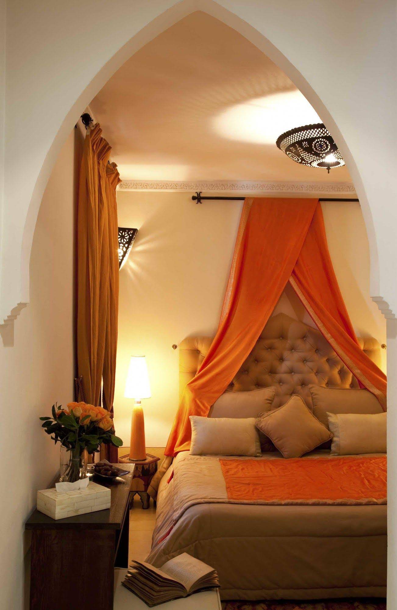 Riad Assouel
