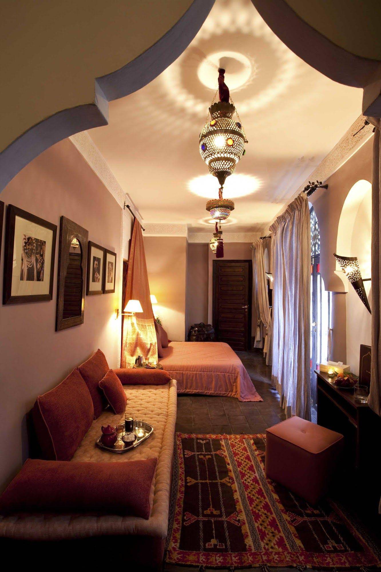 Riad Assouel
