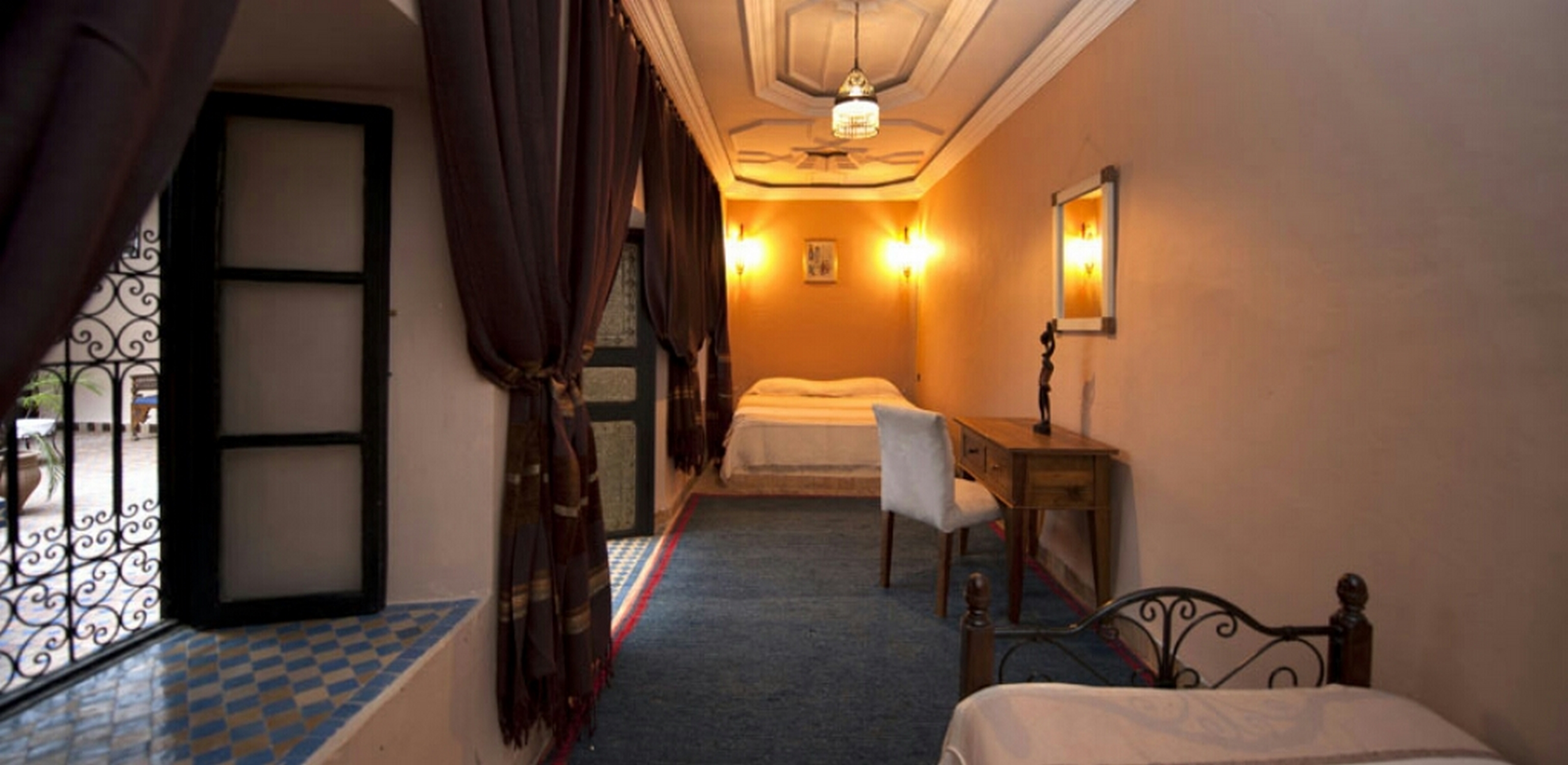 Riad Azalia