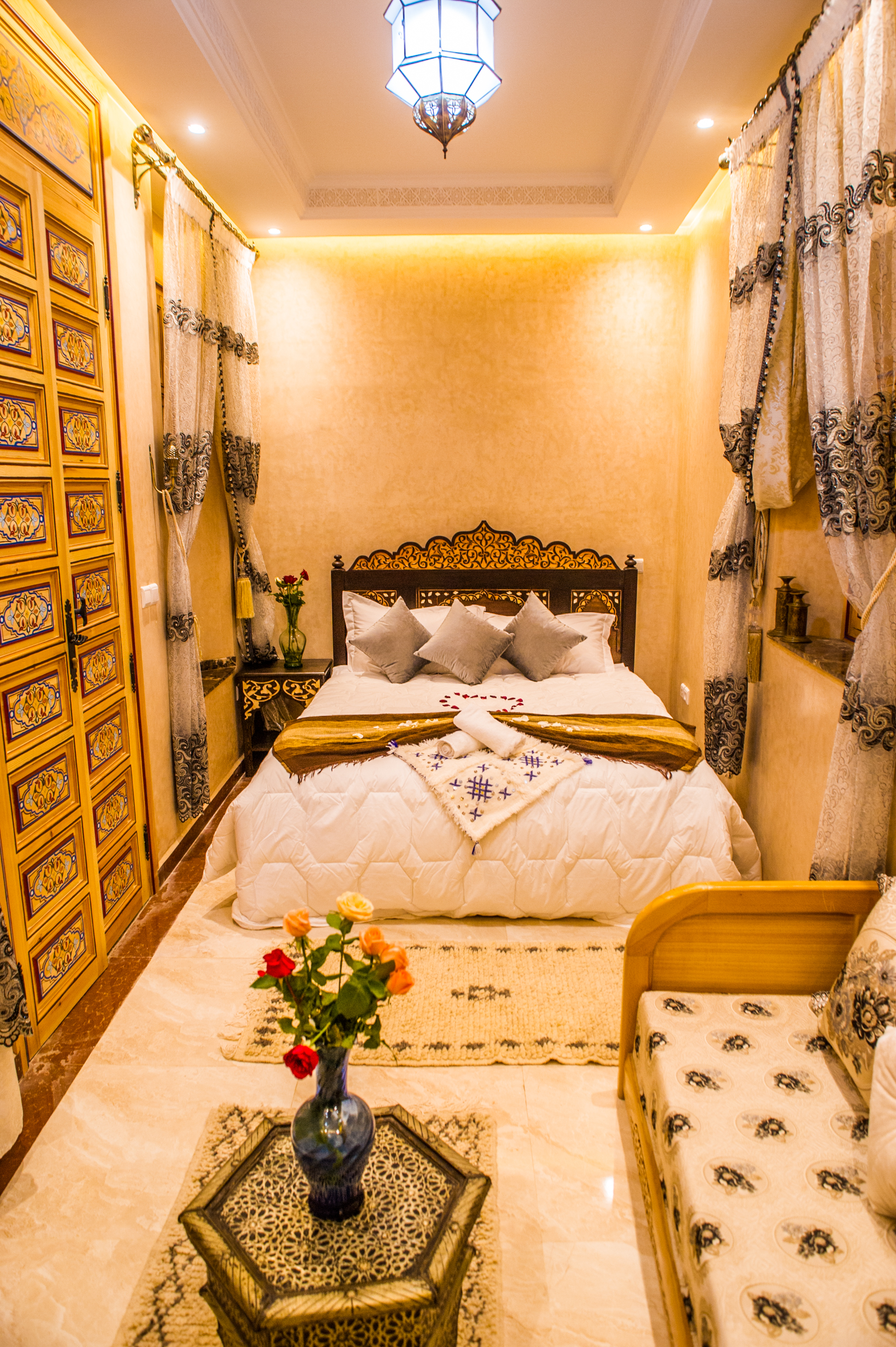 Riad Qamar Zamane 2