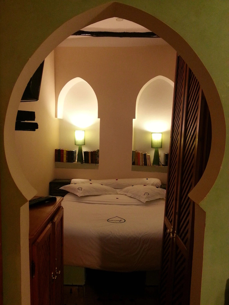 Riad CharCam - Adults Only
