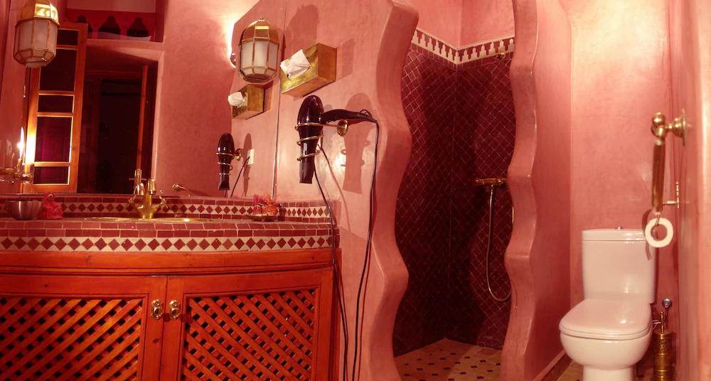 Riad CharCam - Adults Only