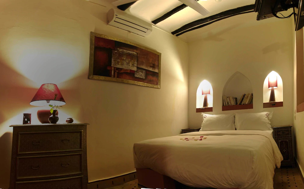 Riad CharCam - Adults Only