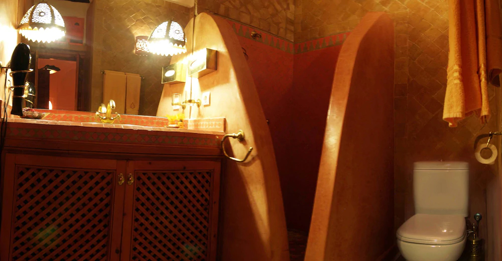 Riad CharCam - Adults Only