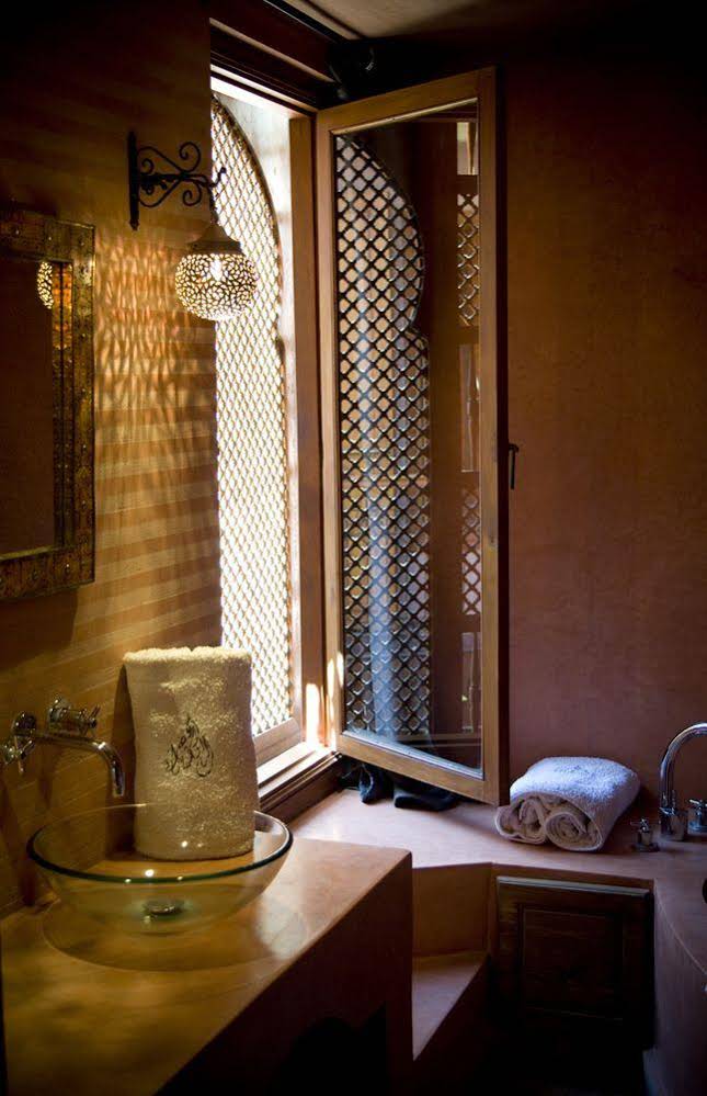 Riad Green Mango