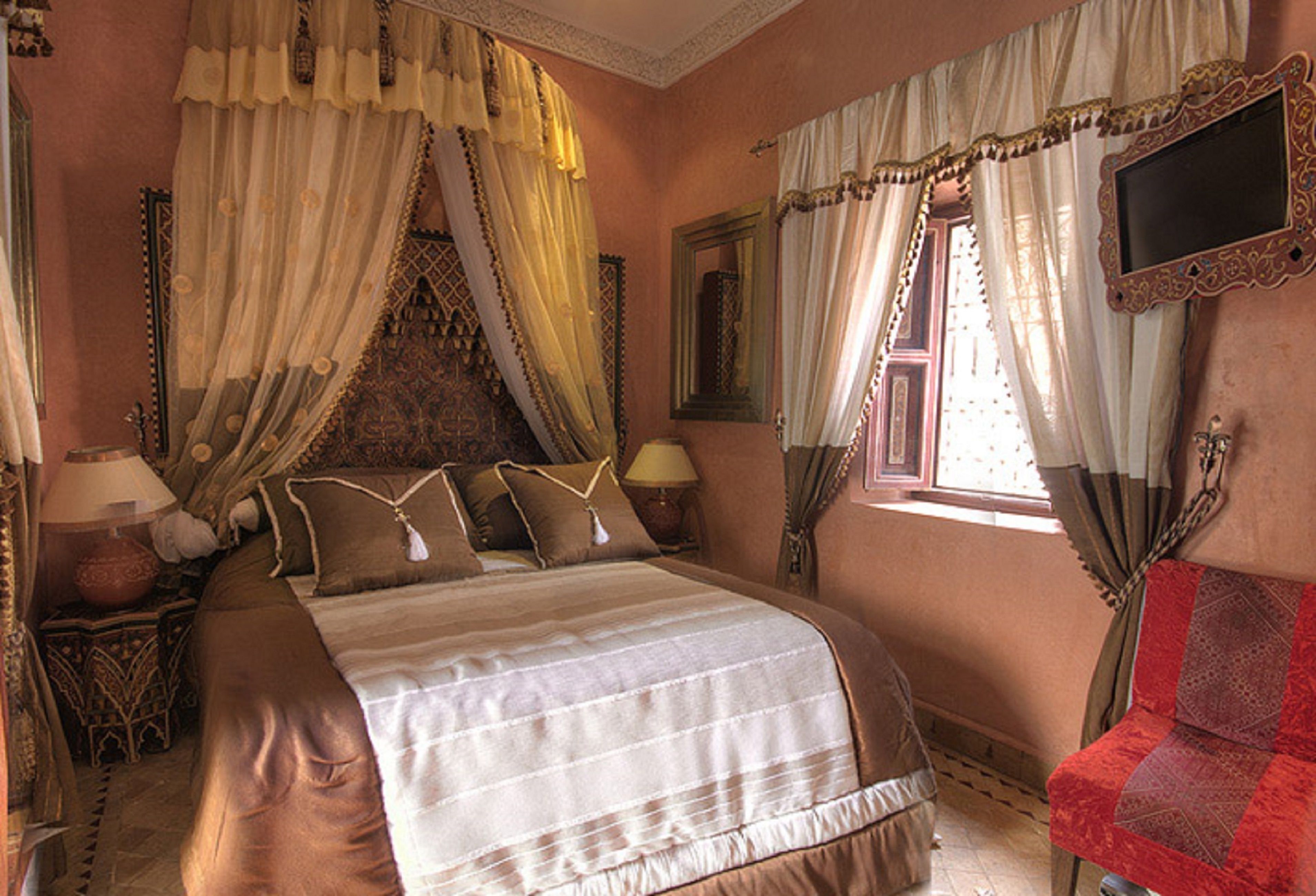 Riad Hikaya