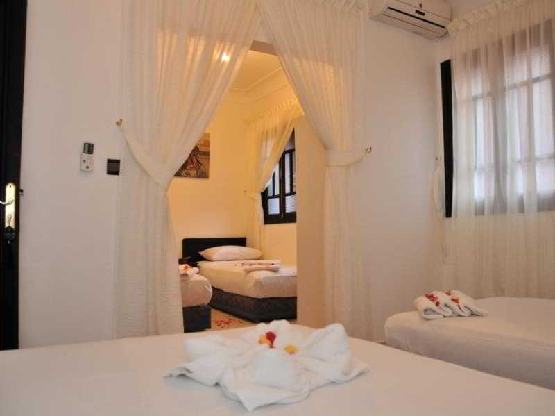 Hotel El Kennaria