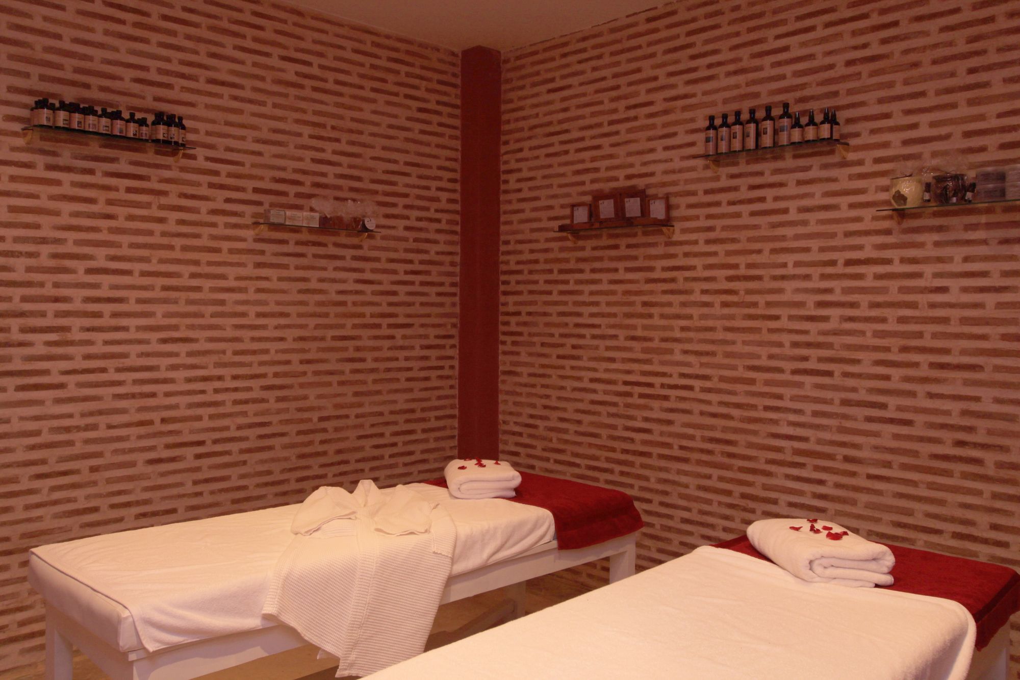 Riad Karmela