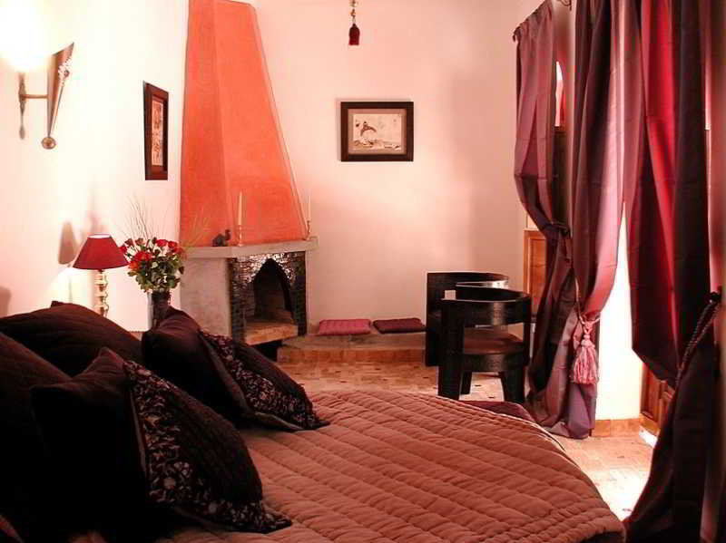 Riad Laora