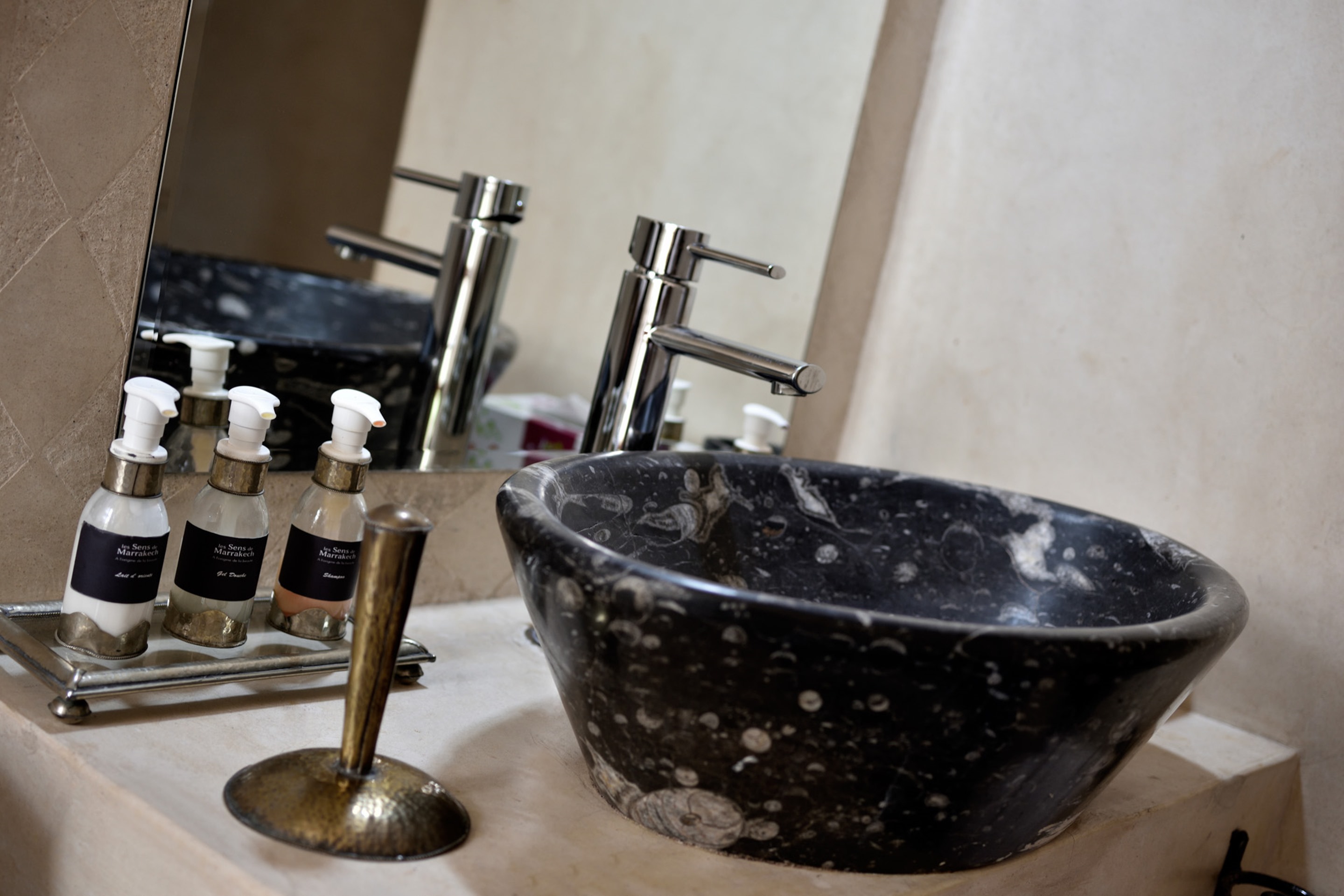 Riad Les Ammonites