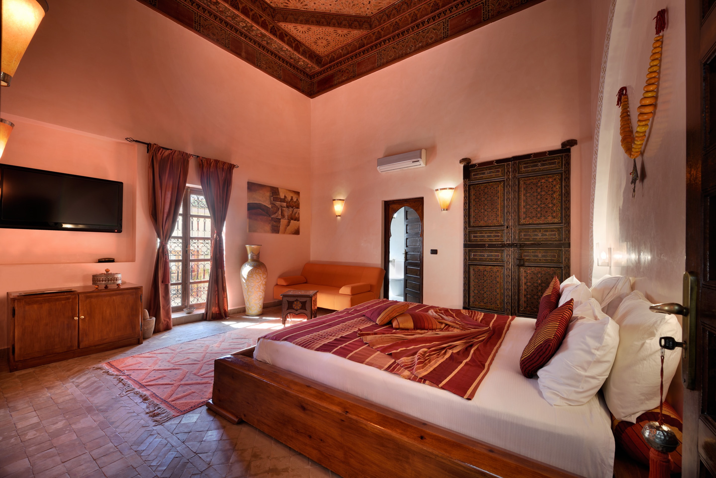 Riad Les Ammonites