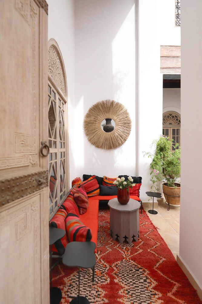 Riad Les Hirondelles Boutique Hotel