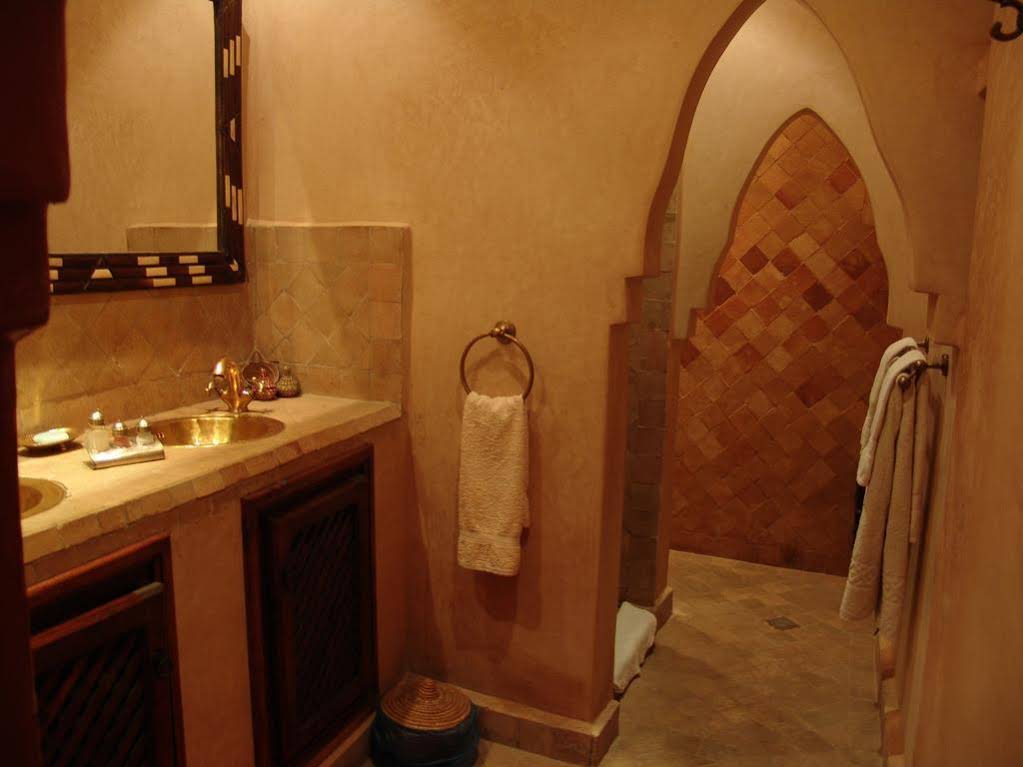 Riad Les Nuits De Marrakech