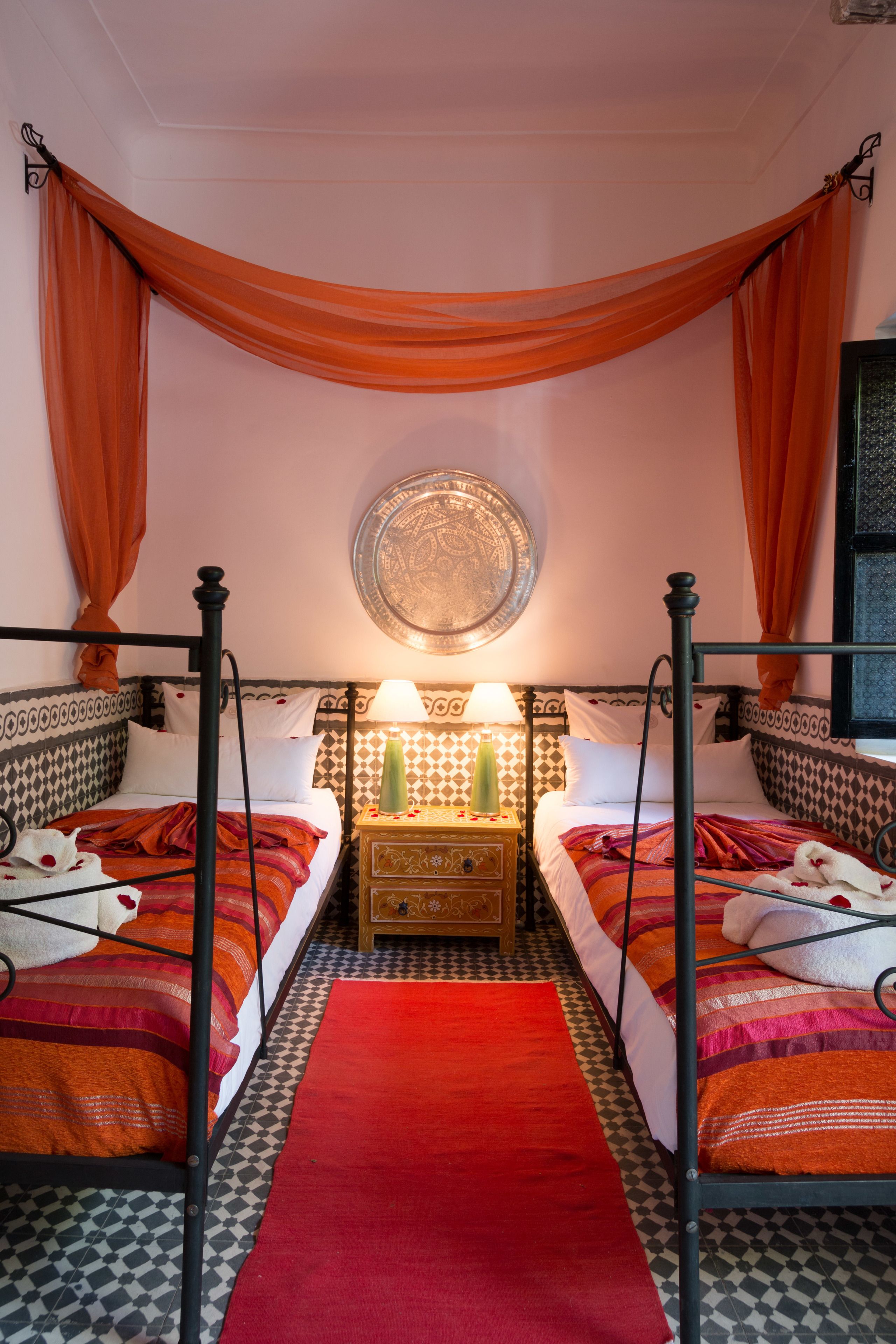 Riad Lhena