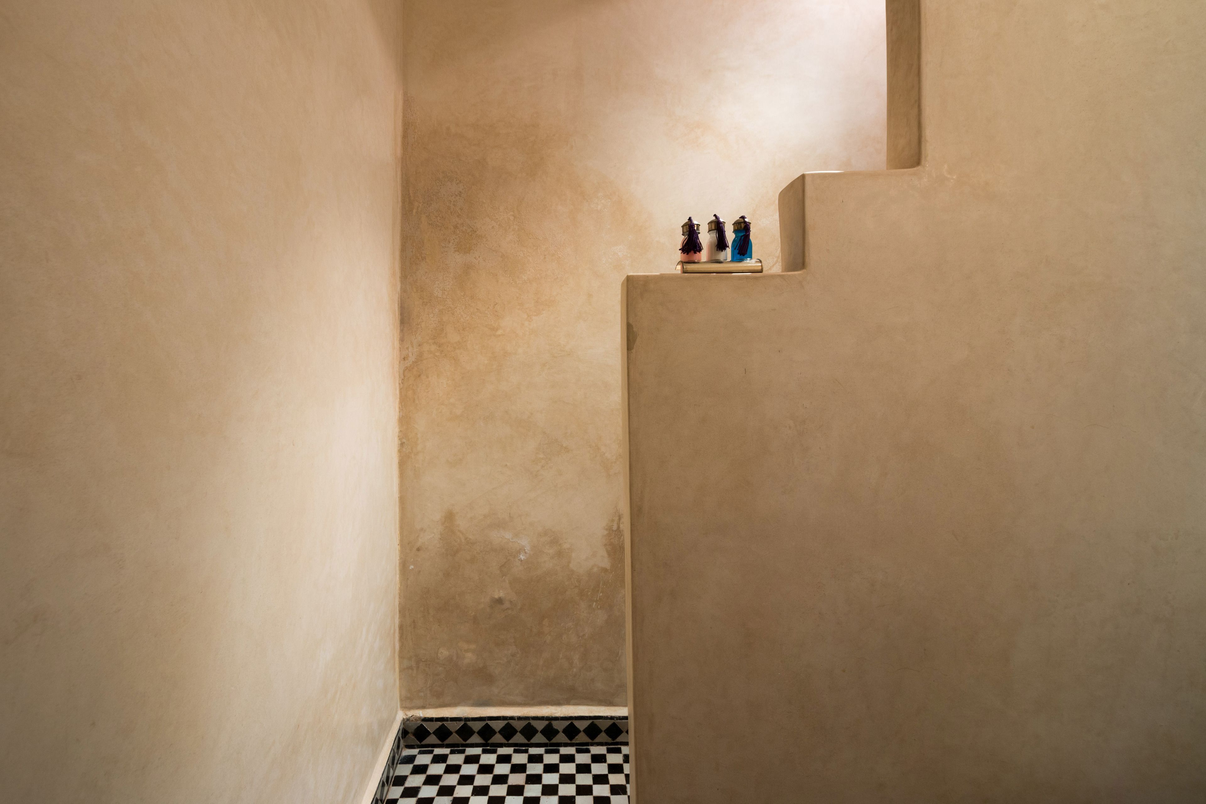 Riad Lhena