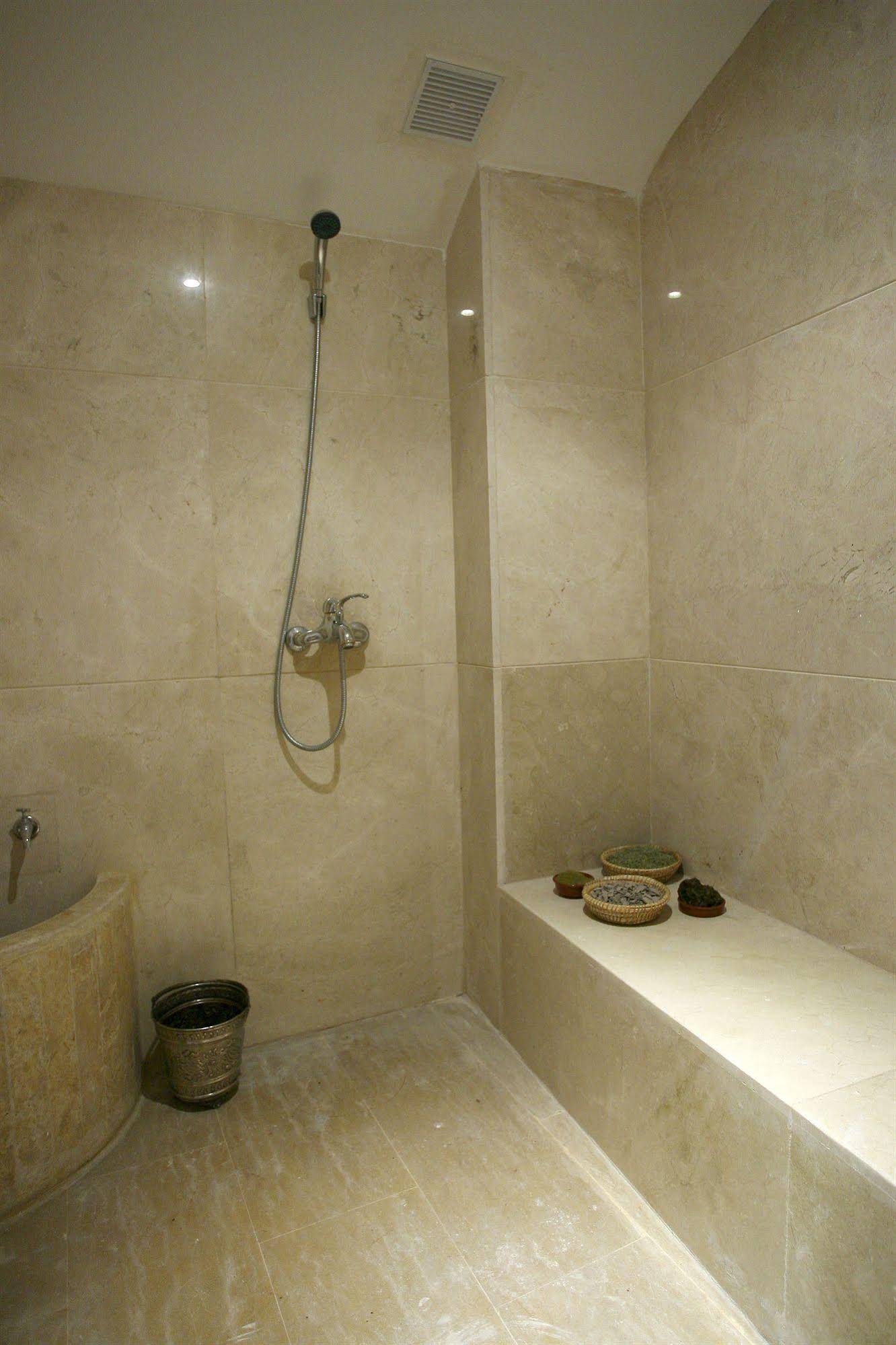 Riad Marrabahia