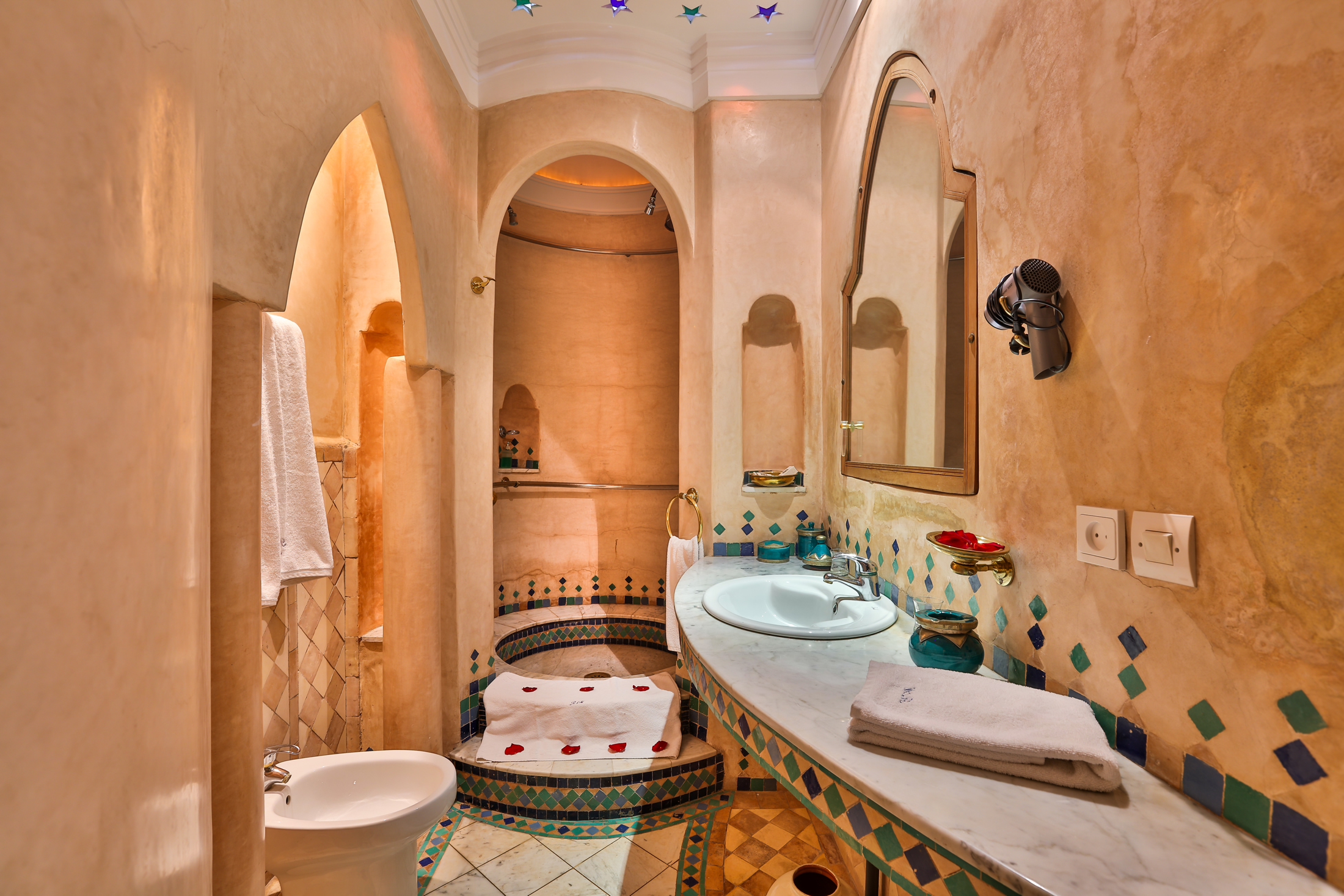 Riad Moucharabieh
