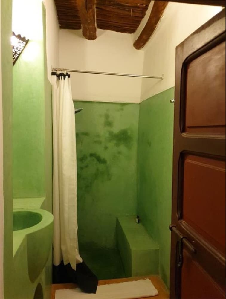 Riad Neela