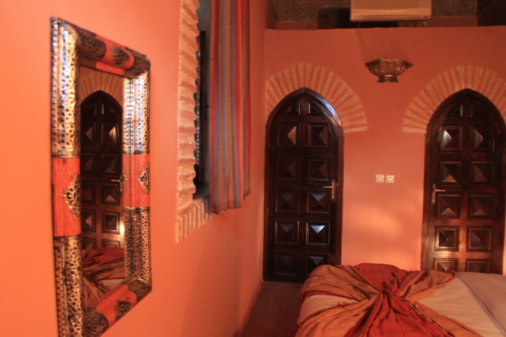 Riad O-ly