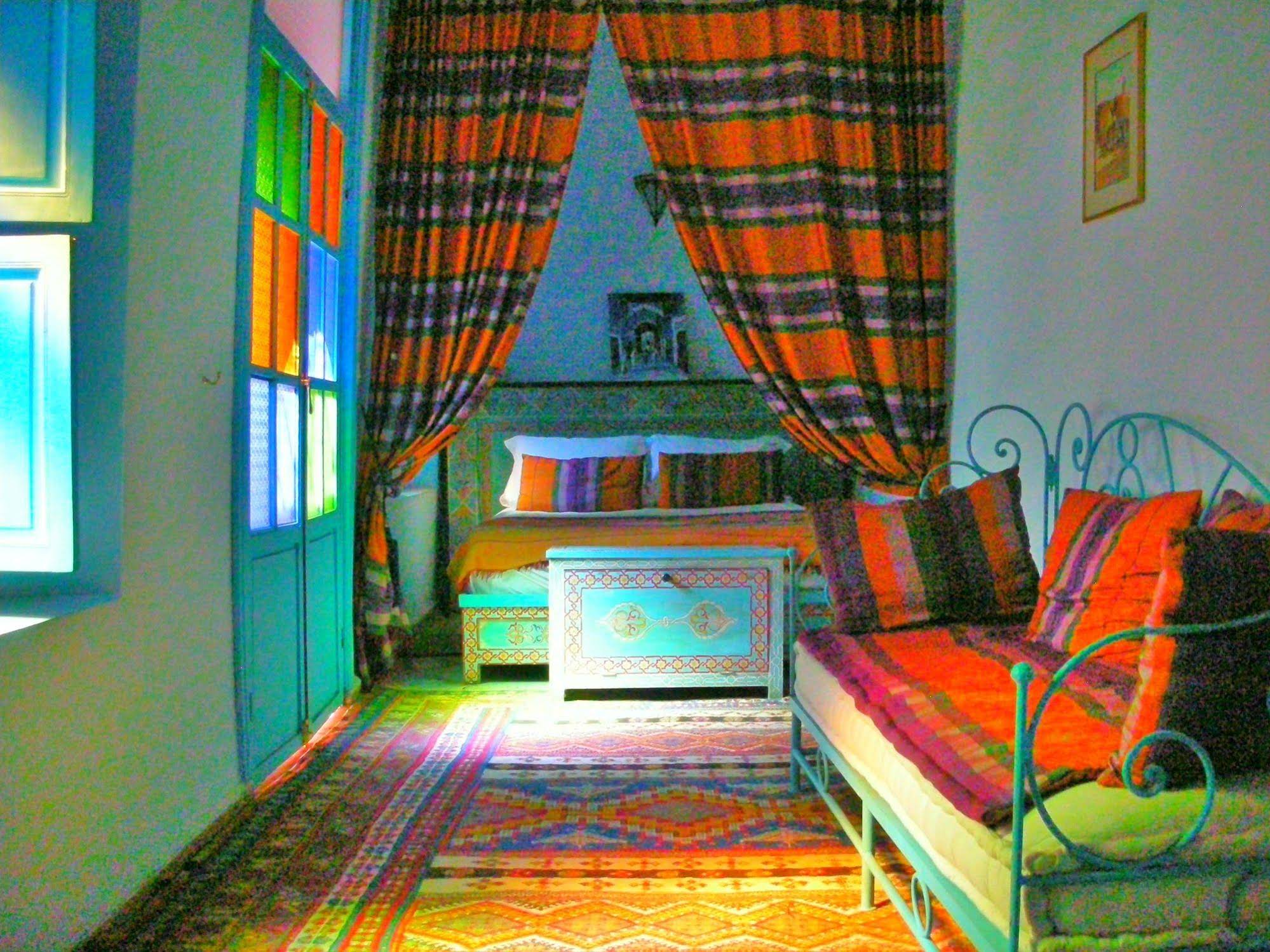 Riad Osefina