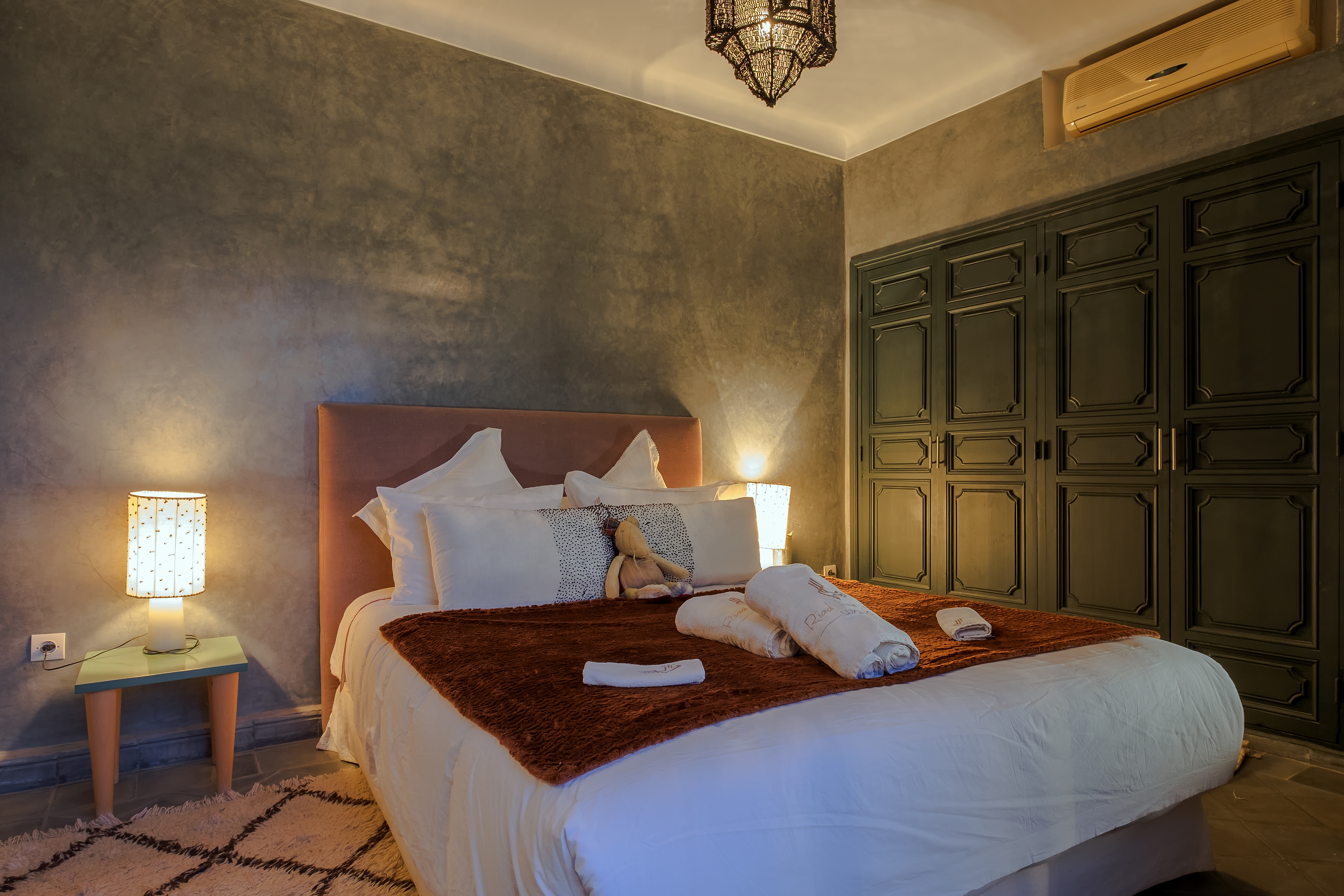 Riad Salam 40