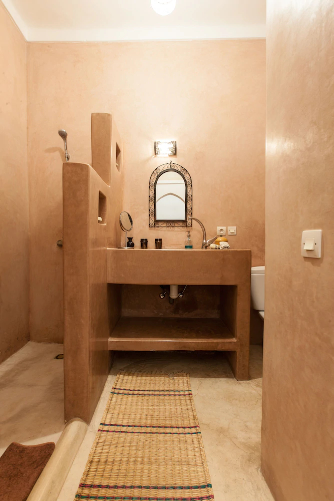 Riad Thycas