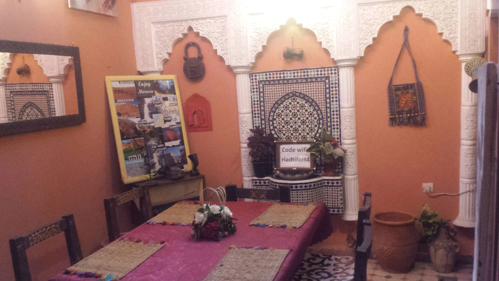 Riad Tifor