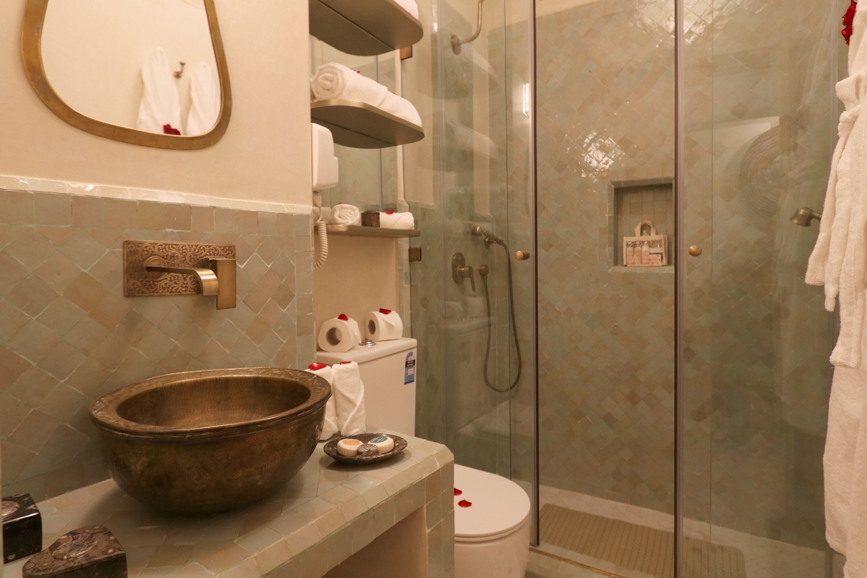 Riad Wazani Square & SPA