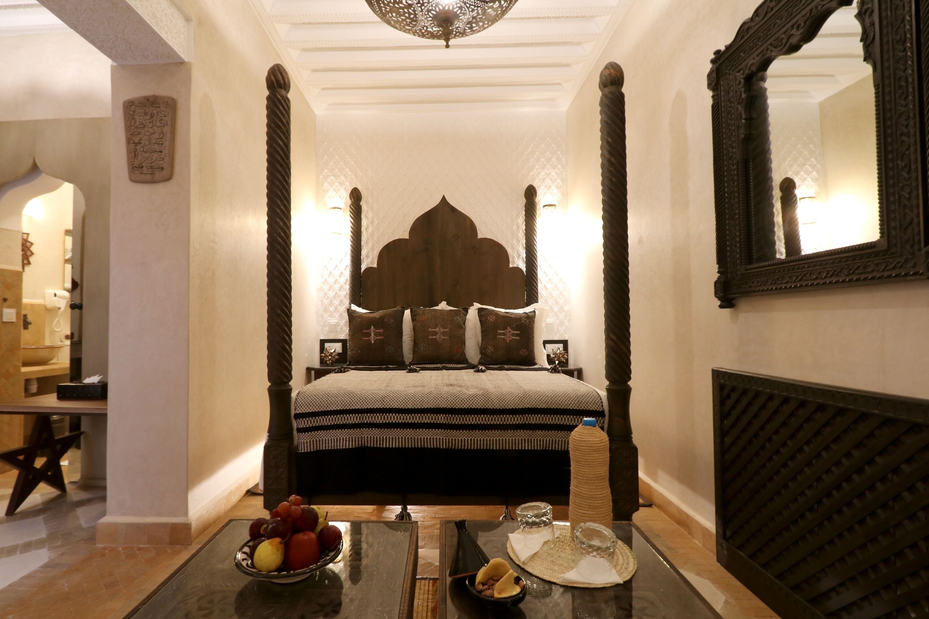 Riad Wazani Square & SPA