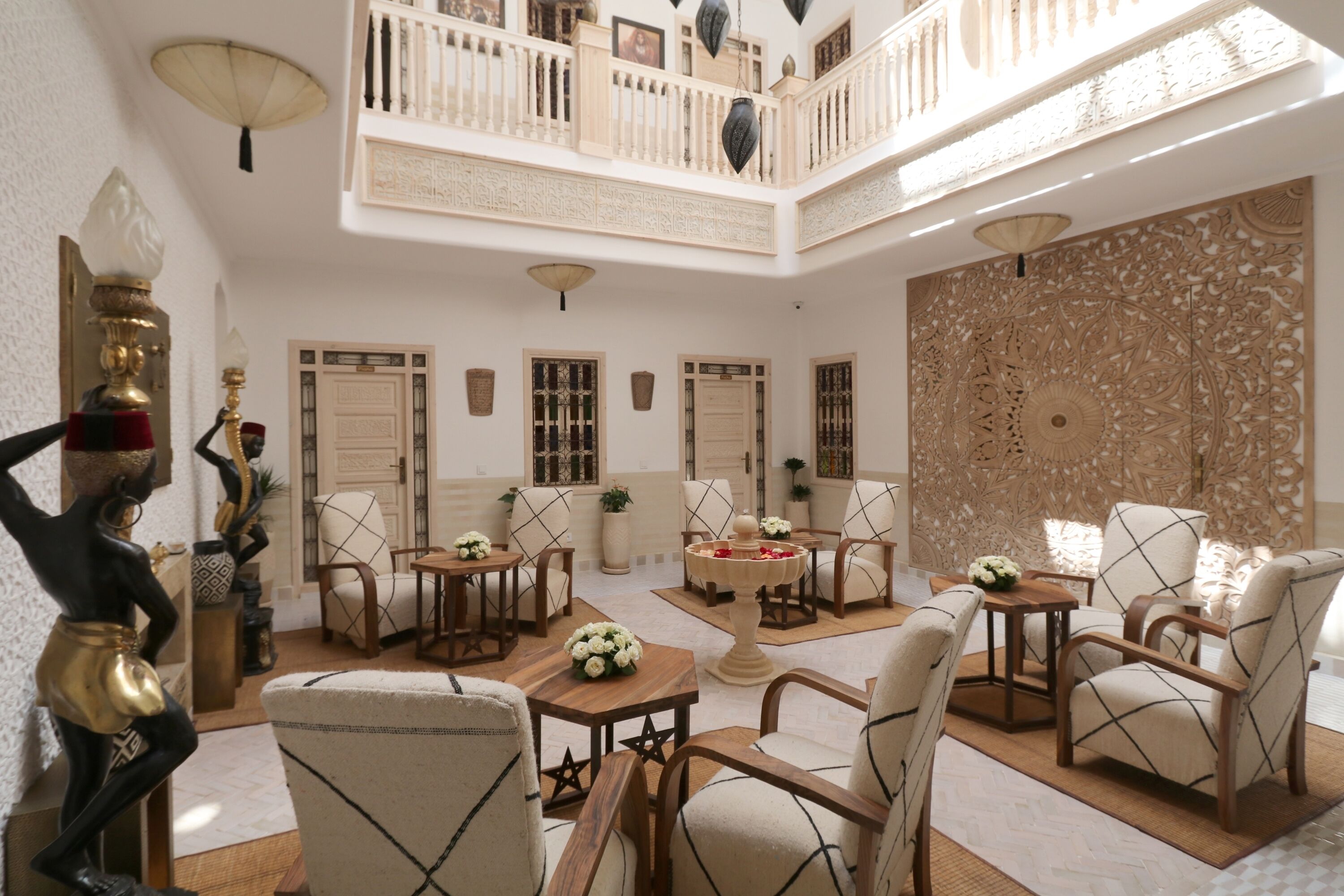 Riad Wazani Square & SPA