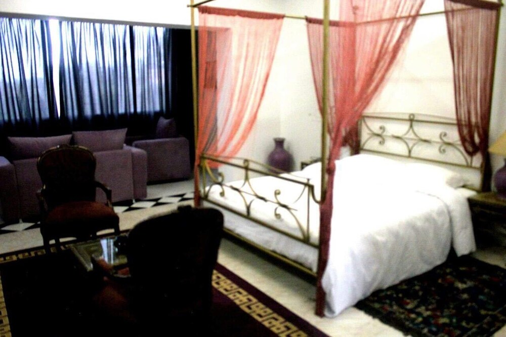 Villa Palace Amina