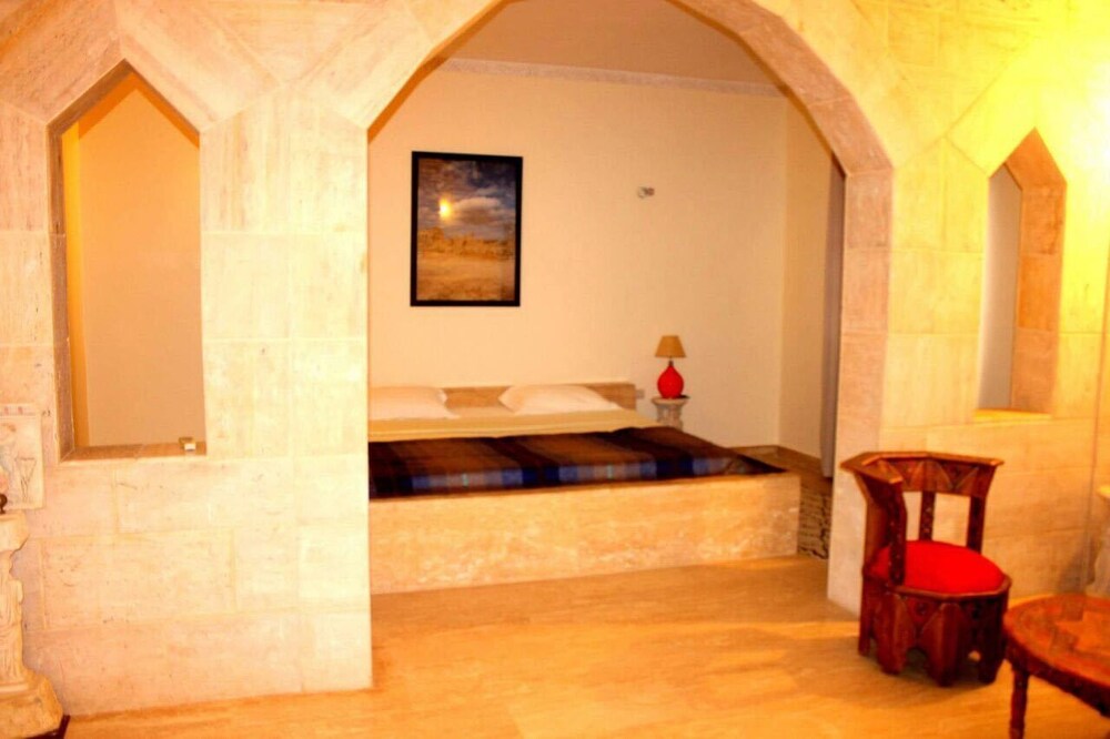 Villa Palace Amina
