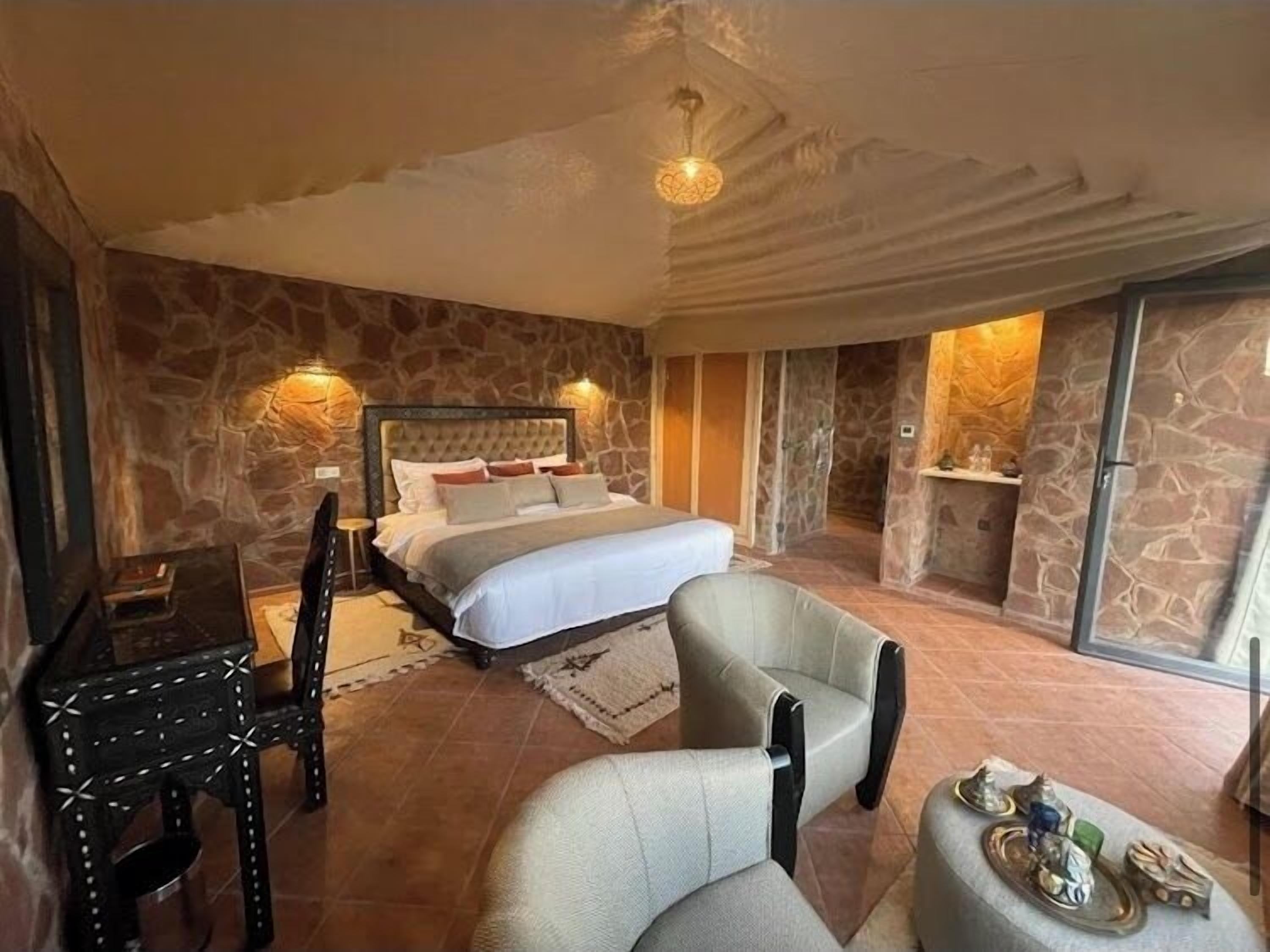 Yakout Merzouga Luxury Camp