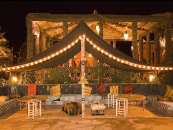Camp Deluxe Chegaga