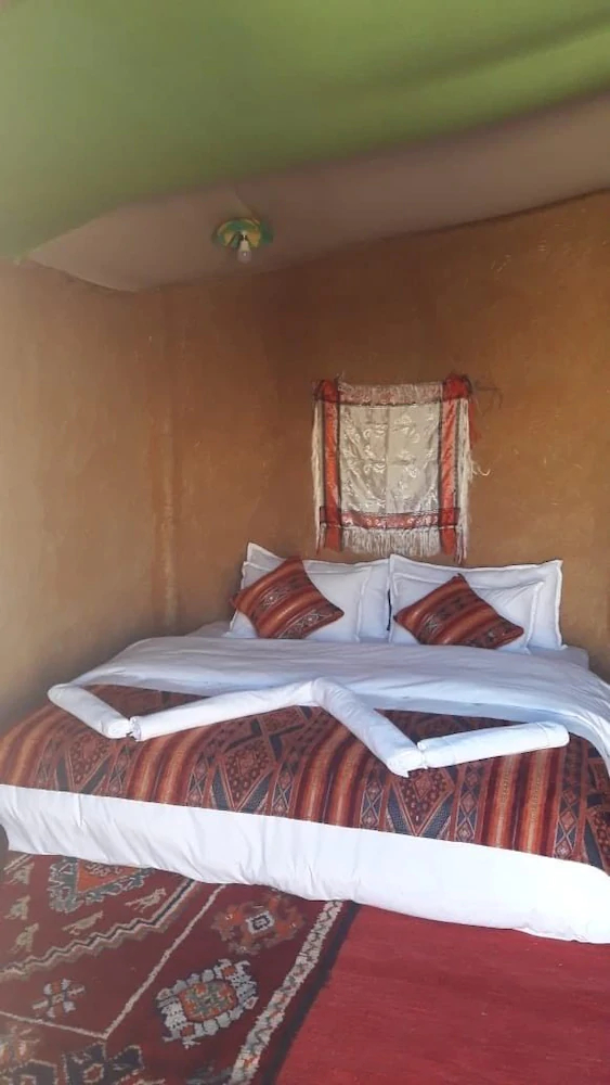 Sahara Camp & Camel Trek