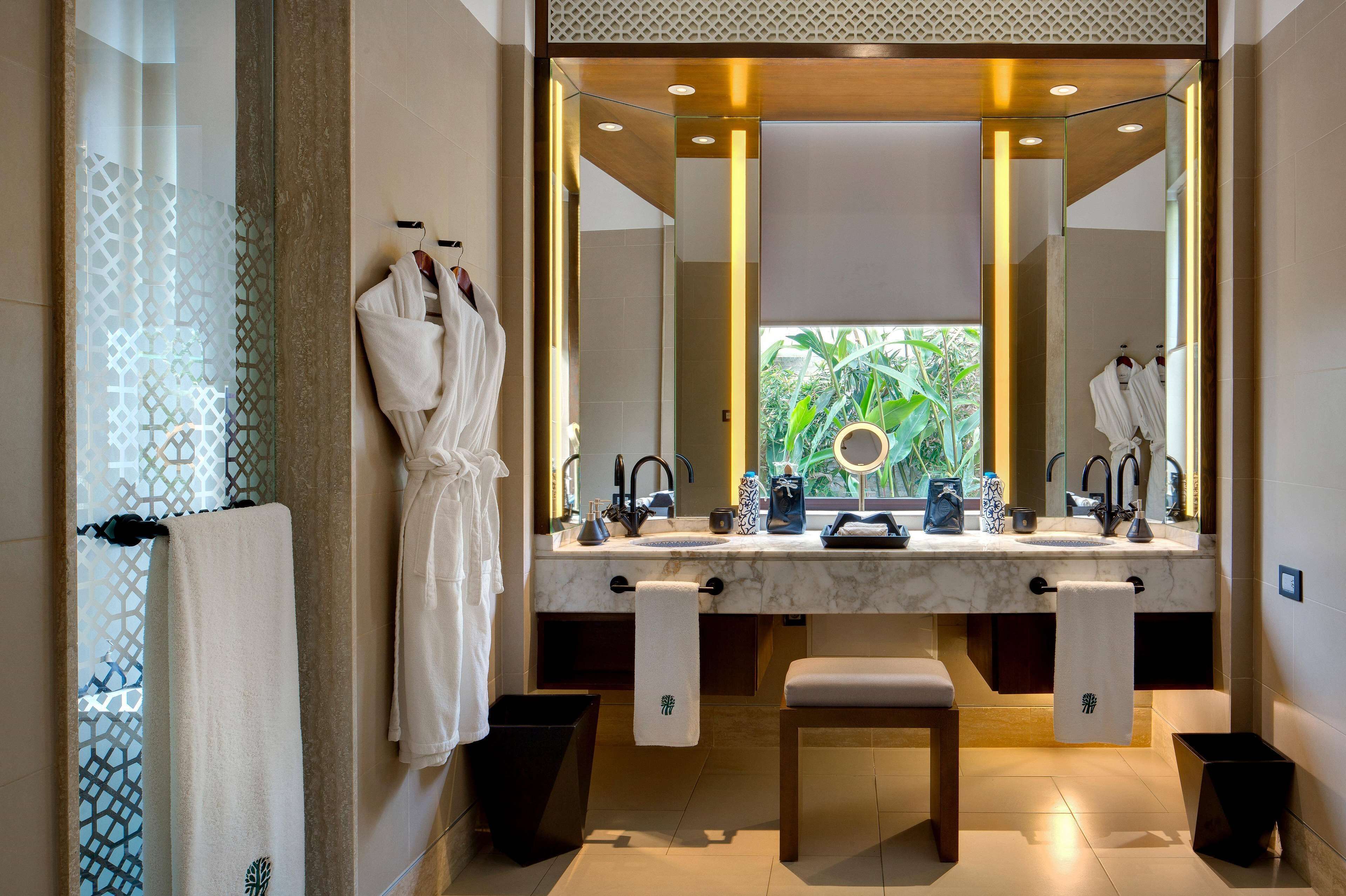 Banyan Tree Tamouda Bay