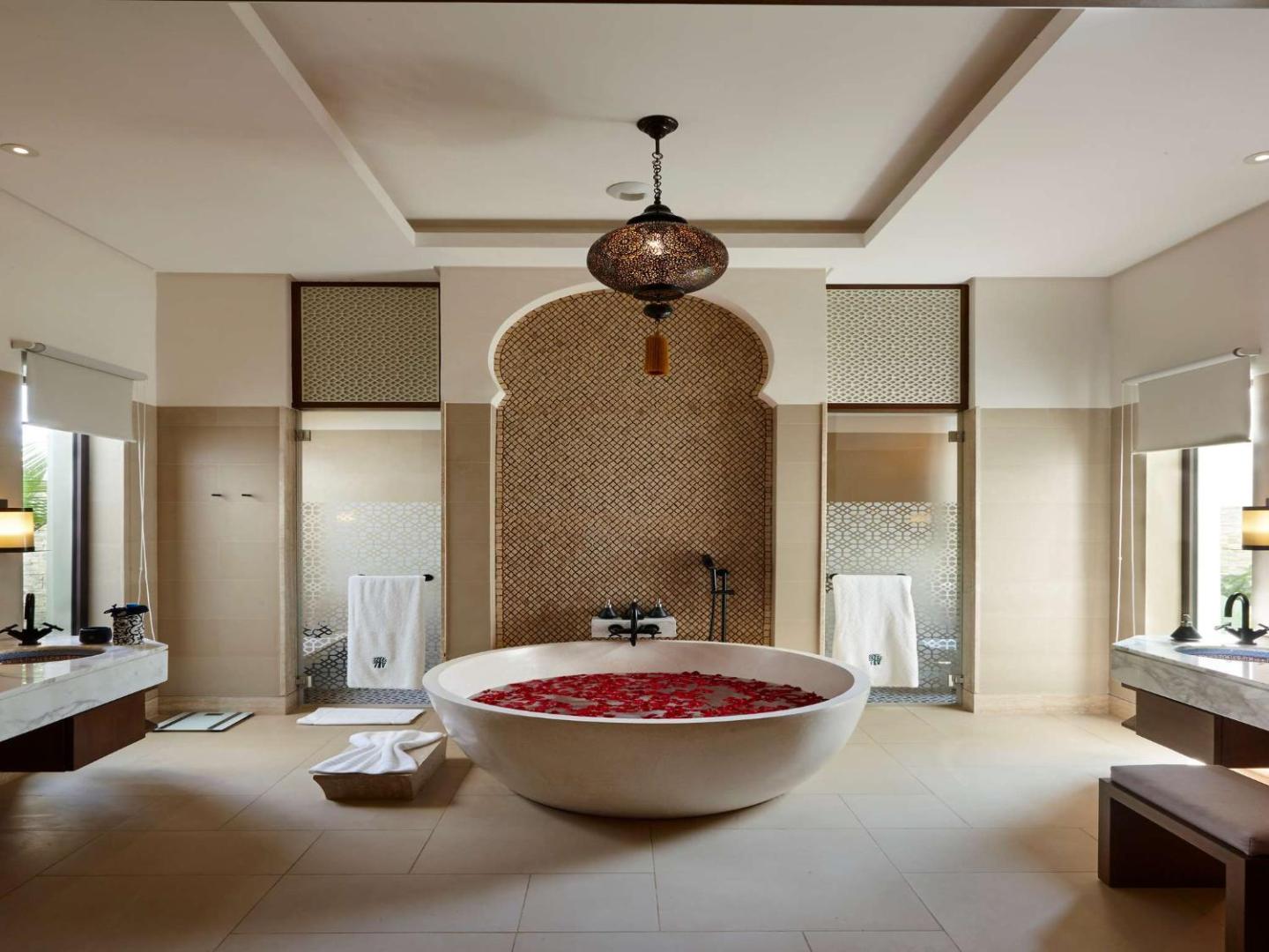 Banyan Tree Tamouda Bay
