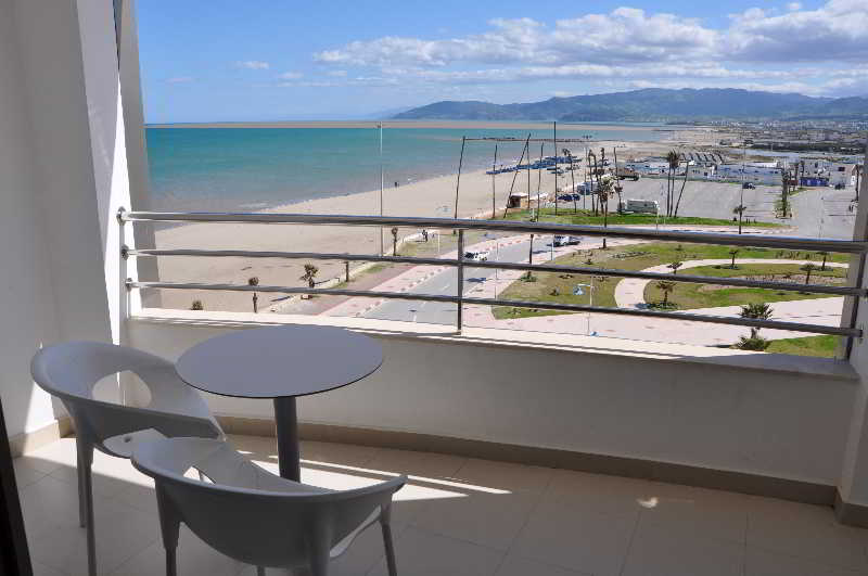 Suites Hotel Omeya