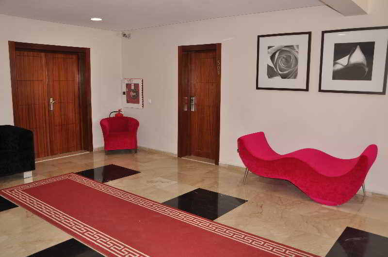 Suites Hotel Omeya