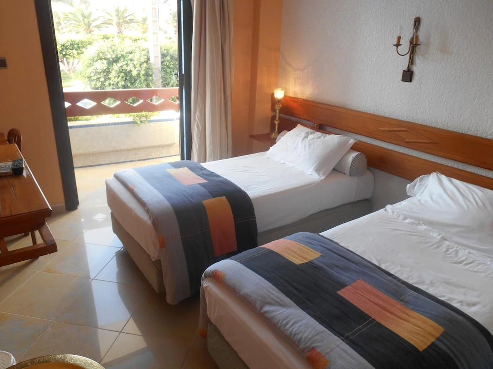 Hotel Babel