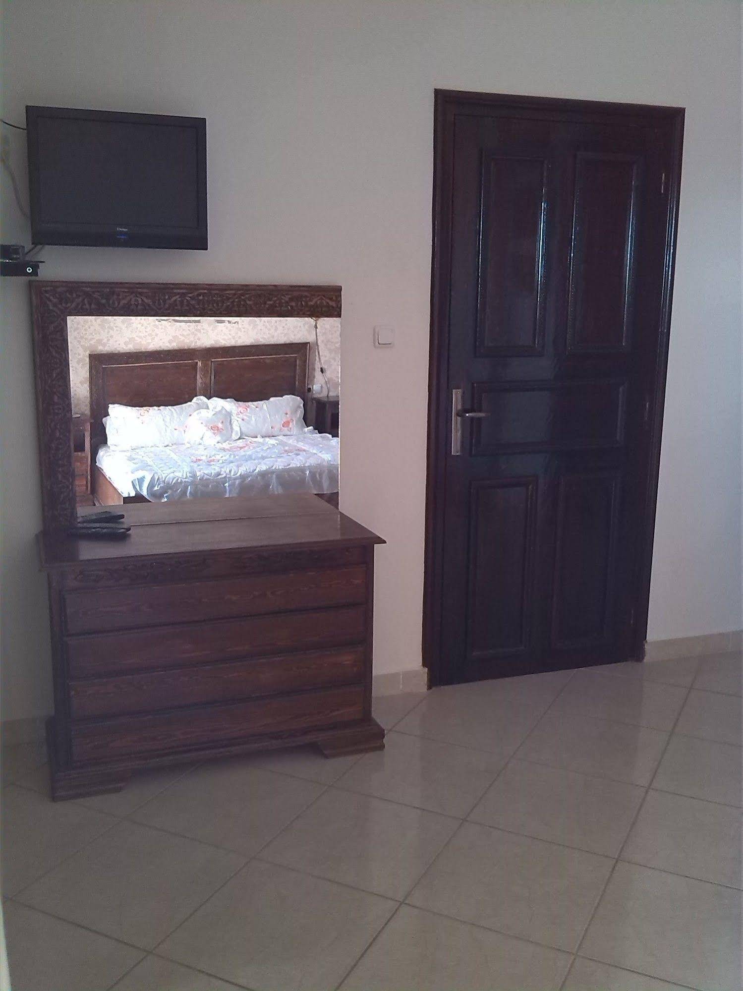 Riad Firdaous Achark