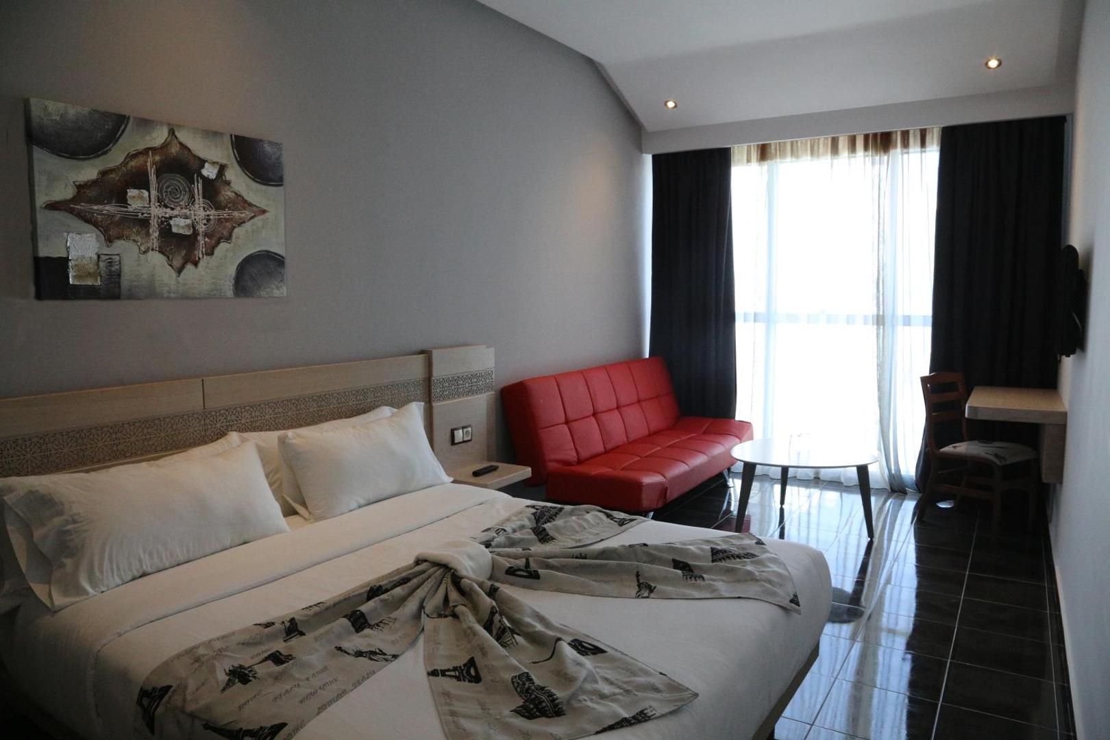 Hotel A44