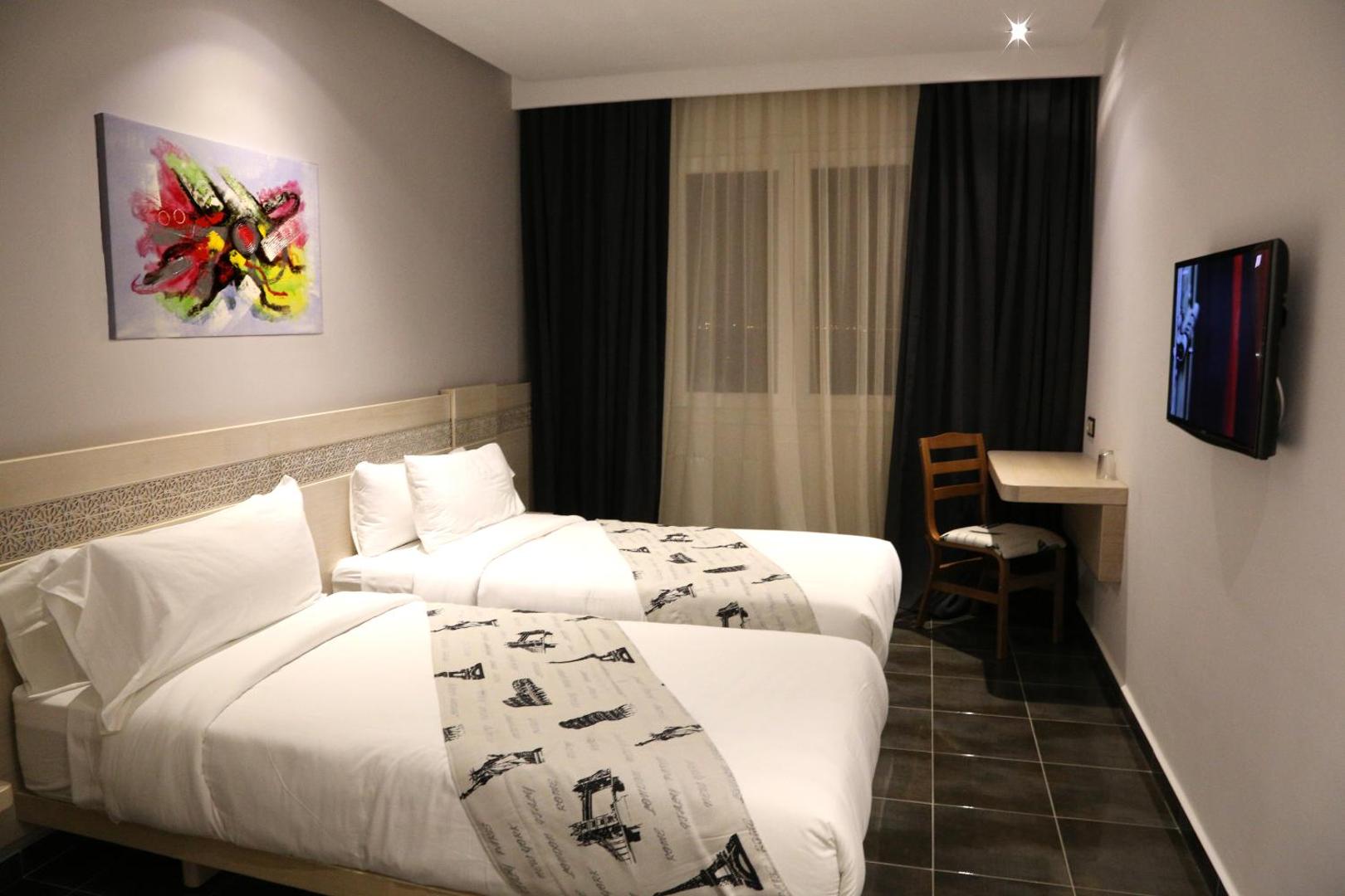 Hotel A44