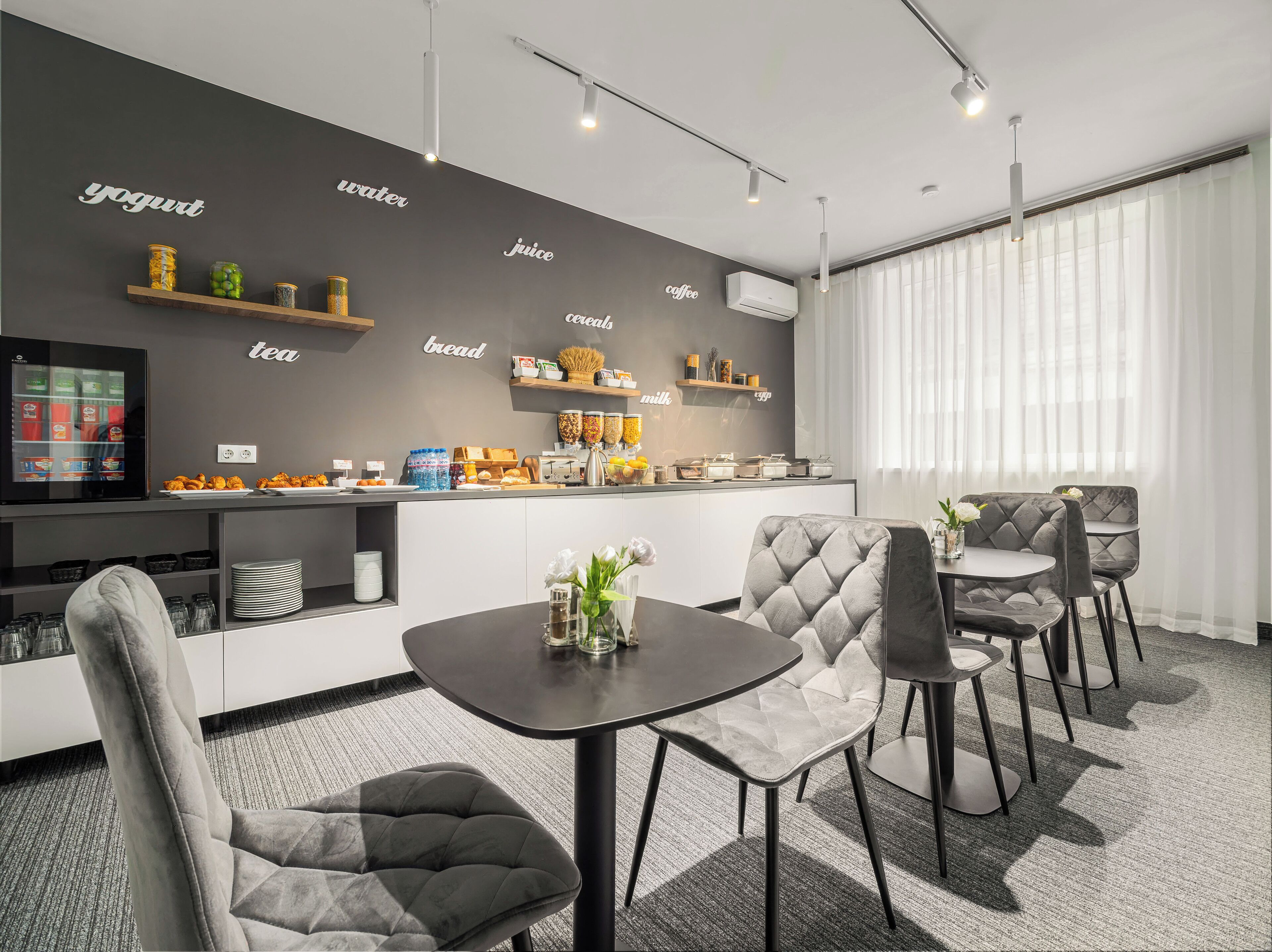TA Collection Hotel